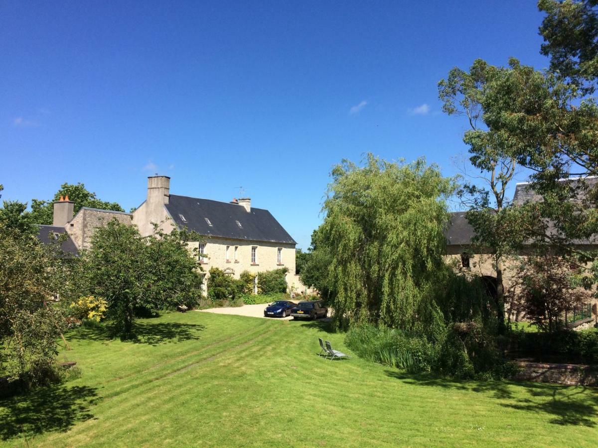 Le Manoir Des Doyens Loft - Sleeps 8 - Breakfast Included! Bed & Breakfast Bayeux Exterior photo